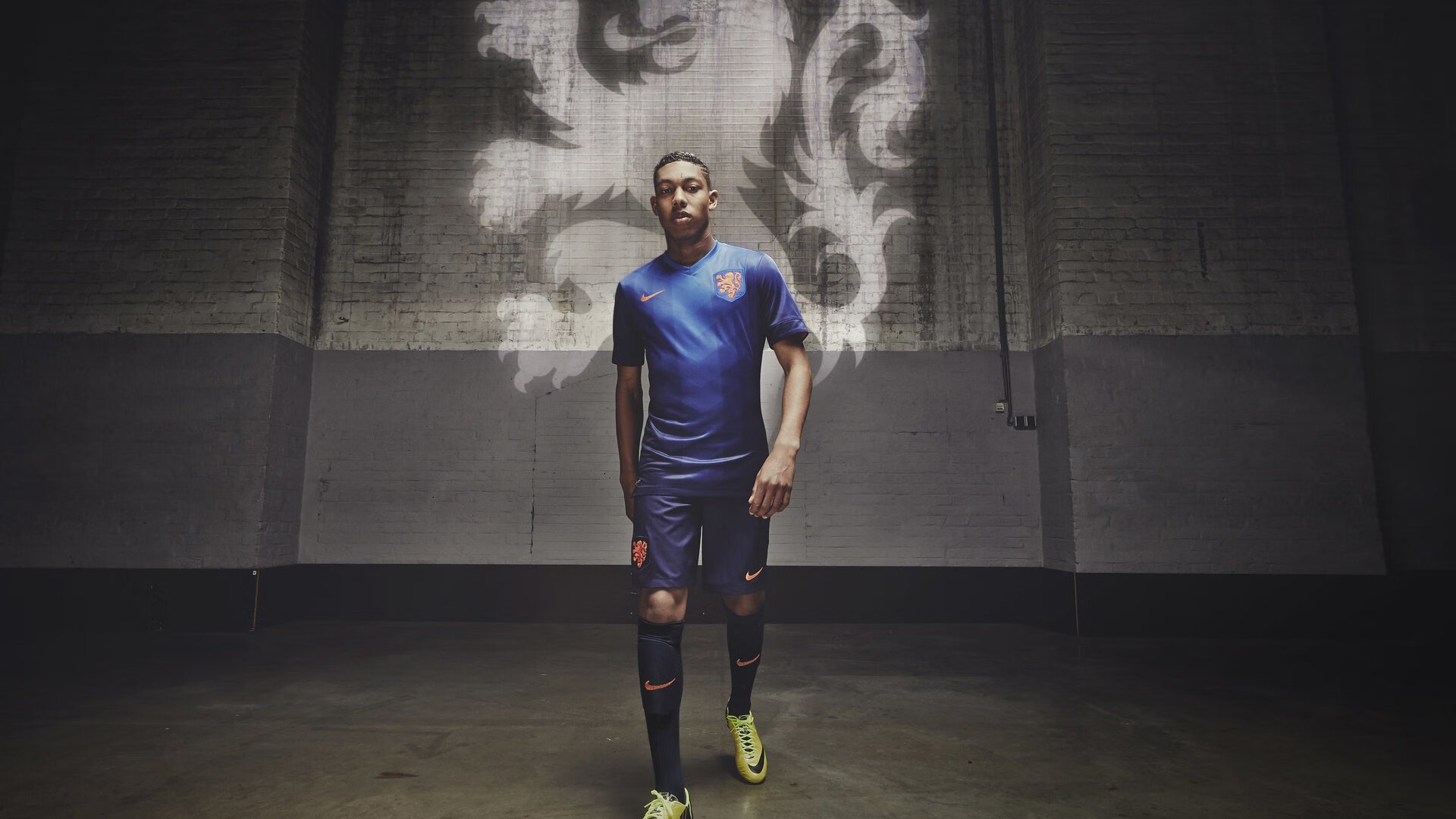 曼城客负亚特兰大，遗憾无缘半决赛，曼城对亚特兰大比分